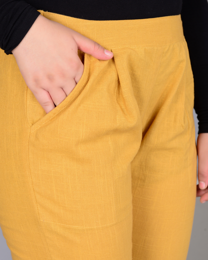 Golden Solid Cotton Flex Women Regular Fit Trousers