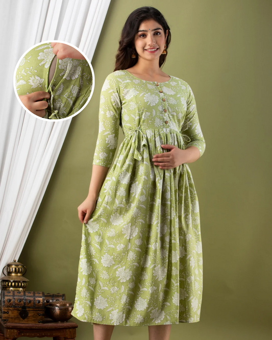 Light Green White Flower Dori Maternity Nursing Gown with Feeding Zip