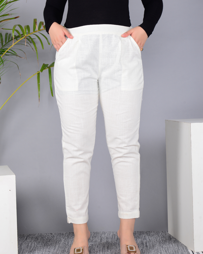 Off White Solid Cotton Flex Women Regular Fit Trousers