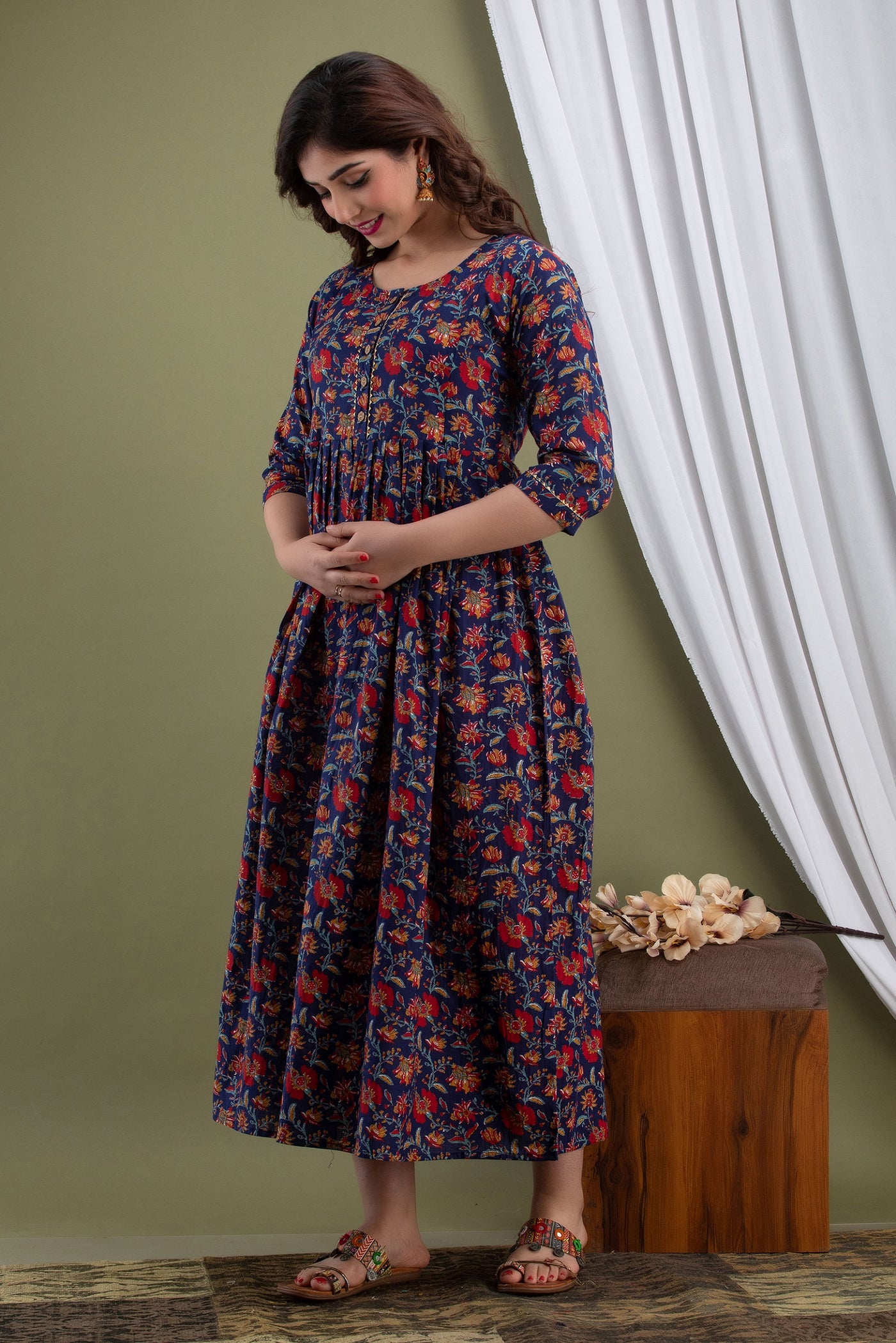 Red Blue Maternity Nursing Gown with Feeding Zip