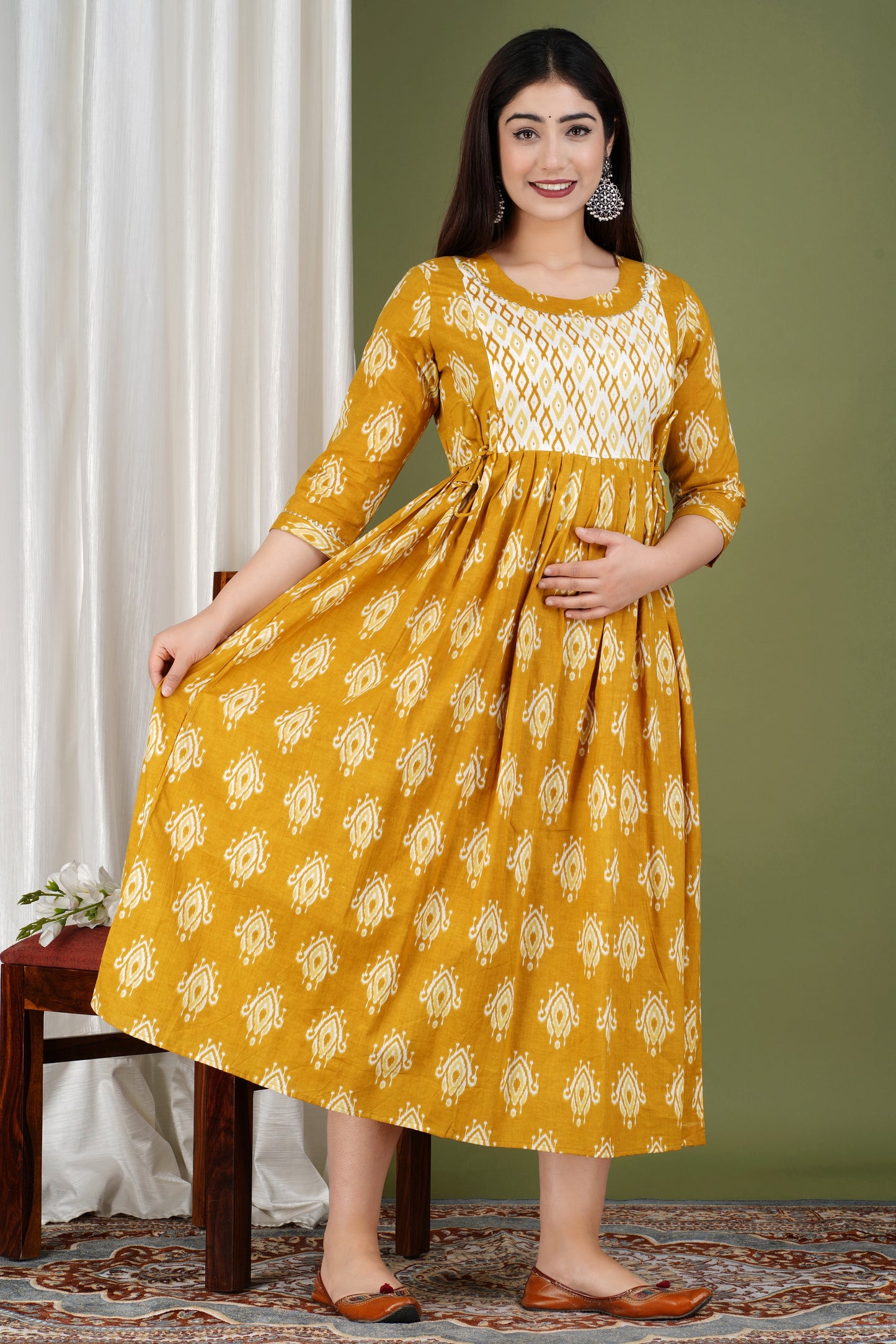 Mustard Box Print Yog Maternity Nursing Gown with Feeding Zip