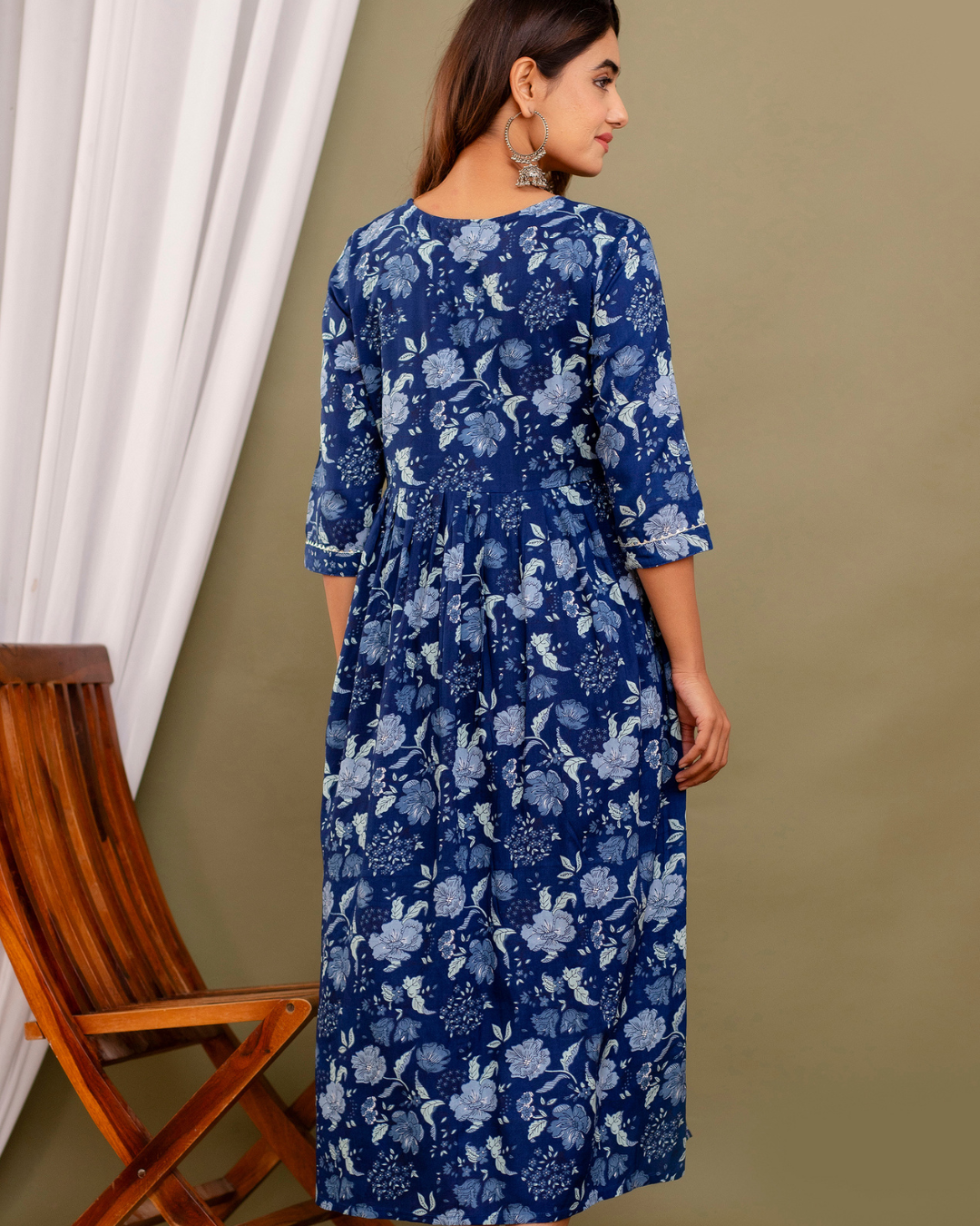Elegant Bloom Maternity Gown: Invisible Feeding Zip