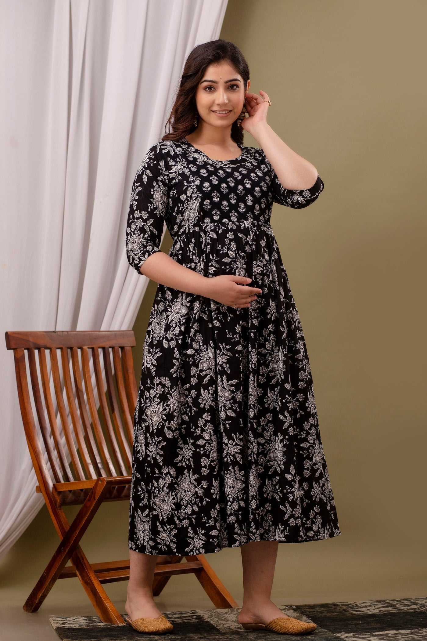 Dark Black Floral Feeding Maternity Gown: Invisible Zips